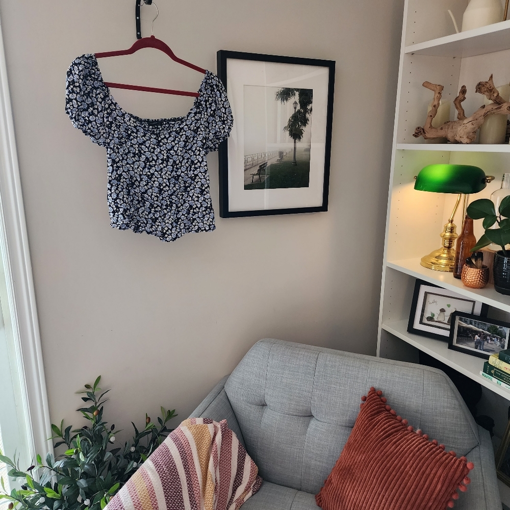 🧡 3/$25 - Dynamite - Floral crop top